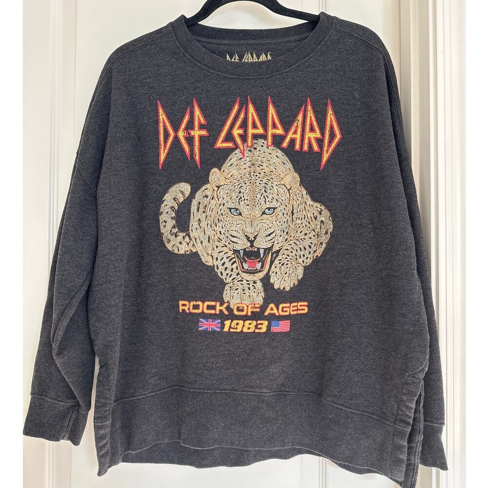 Def Leppard Rock of Ages 1983 Crew Neck Sweatshirt Fleece Lined Gray Size L - Picture 3 of 13
